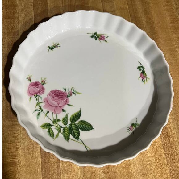 Christineholm Porcelain Quiche Tart Pie Plate 9.5" Baking Dish Rose Pattern - Picture 1 of 5